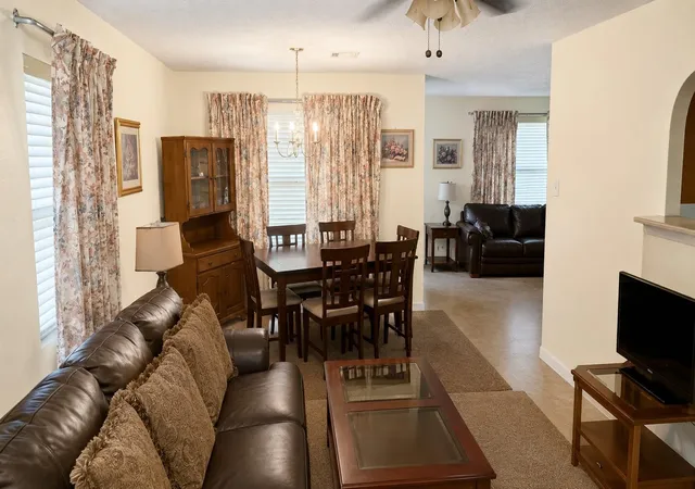 4th image of 5250 Park Village Dr, Houston, TX 77048 | MLS# 23089267
