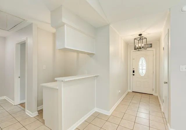 Photo 4 of Sale Pending at 224 Banyan St, Lake Jackson, TX 77566 | MLS# 60543279 | Listing updated on 2026-09-16
