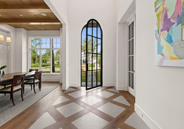 Photo 3 of Sale Pending at 534 W Dana Ln, Houston, TX 77024 | MLS# 41400969 | Listing updated on 2026-09-16