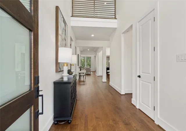 2nd image of 3826 Murworth Dr, Houston, TX 77025 | MLS# 47237717