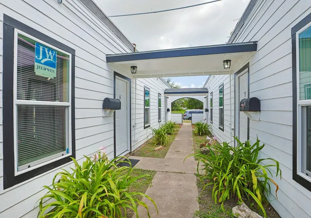 Photo 3 of Multi family home for sale at 521 2nd Avenue N, Texas City, TX 77590 | MLS# 46210385 | Listing updated on 2026-09-10