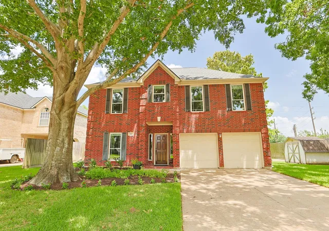 Photo 1 of Sale Pending at 611 Governors Pl Dr, Katy, TX 77450 | MLS# 63208032 | Listing updated on 2026-09-10