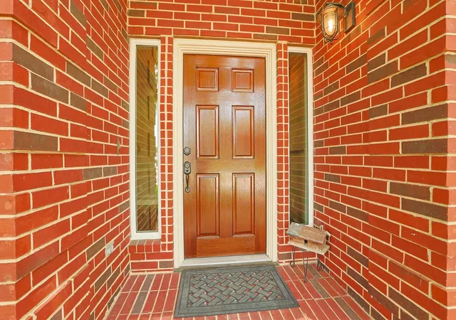 Photo 4 of Sale Pending at 611 Governors Pl Dr, Katy, TX 77450 | MLS# 63208032 | Listing updated on 2026-09-10