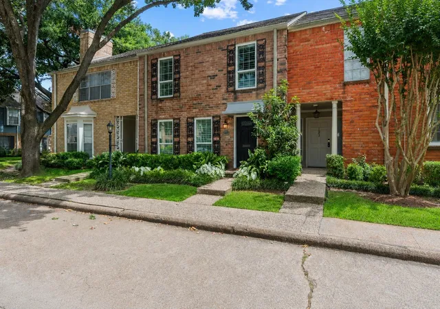 1st image of 1645 W Sam Houston Pkwy S, Houston, TX 77042 | MLS# 23319899