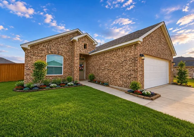 Photo 2 of Single family home for sale at 21919 Corsica View Dr, Hockley, TX 77447 | MLS# 35093162 | Listing updated on 2026-10-16