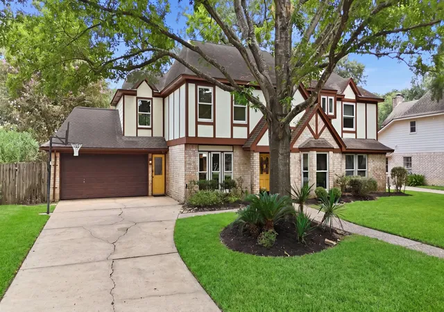 Photo 2 of Sale Pending at 12030 Laneview Dr, Houston, TX 77070 | MLS# 65656235 | Listing updated on 2026-08-27