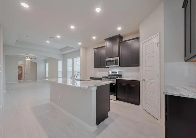 Photo 4 of Single family home for sale at 730 Marion Pl, Dayton, TX 77535 | MLS# 36757387 | Listing updated on 2026-10-12