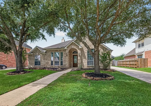 2nd image of 20007 Glen Lake Dr, Spring, TX 77388 | MLS# 74601766
