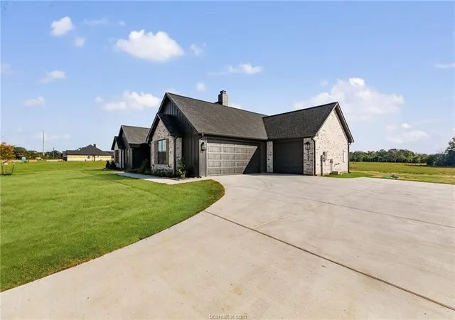 38th image of 2433 Coronado Estates Dr, Bryan, TX 77808 | MLS# 17989881