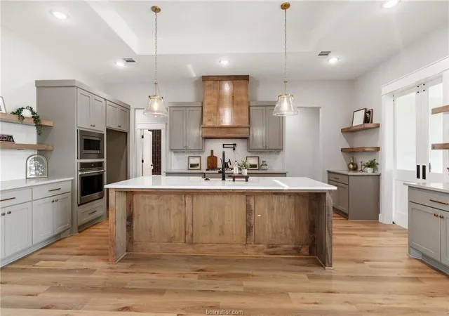 4th image of 2433 Coronado Estates Dr, Bryan, TX 77808 | MLS# 17989881