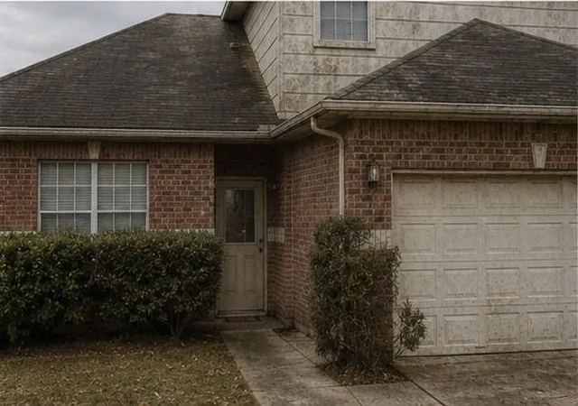 3rd image of 3104 Avenue C, Dickinson, TX 77539 | MLS# 13548562
