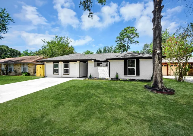 Photo 1 of Single family home for sale at 6314 Silver Chalice Dr, Houston, TX 77088 | MLS# 27429130 | Listing updated on 2026-09-11