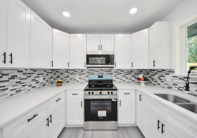 Photo 4 of Single family home for sale at 6314 Silver Chalice Dr, Houston, TX 77088 | MLS# 27429130 | Listing updated on 2026-09-11