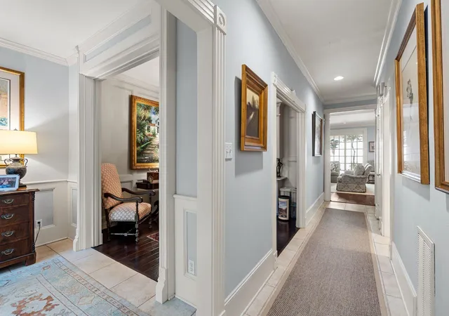 Photo 4 of Townhouse for sale at 9458 Briar Forest Dr, Houston, TX 77063 | MLS# 18971676 | Listing updated on 2026-09-18