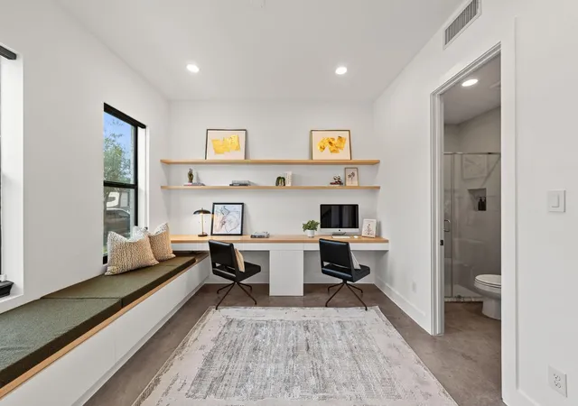 Photo 3 of Single family home for sale at 1119 Paige St, Houston, TX 77003 | MLS# 59287364 | Listing updated on 2026-09-19