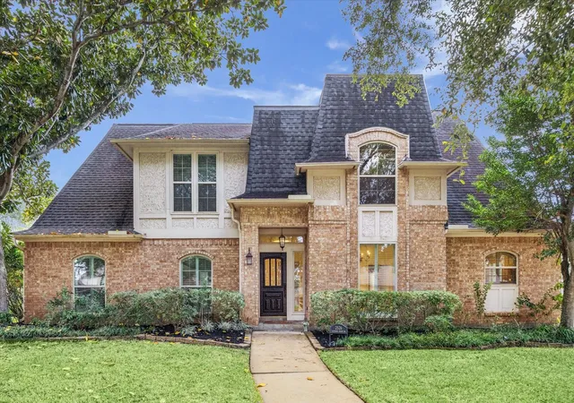 1st image of 2526 Stephens Grant Dr, Sugar Land, TX 77479 | MLS# 70782521