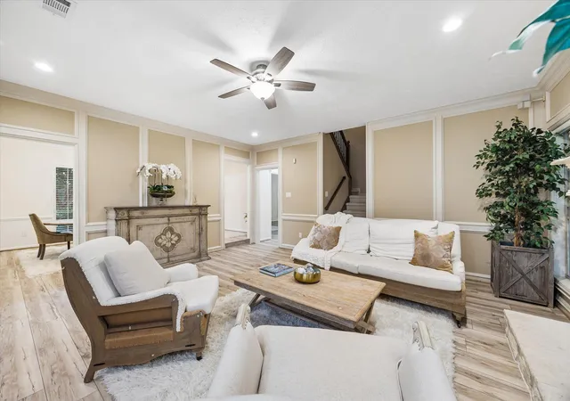 5th image of 2526 Stephens Grant Dr, Sugar Land, TX 77479 | MLS# 70782521