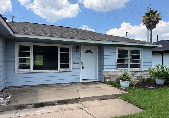 Photo 3 of Single family home for sale at 2209 18th Street, Galena Park, TX 77547 | MLS# 7288115 | Listing updated on 2026-08-10