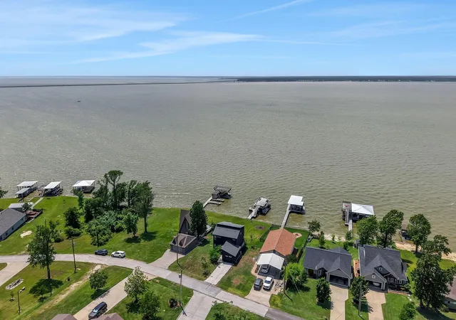 1st image of 546 W Cattle Dr, Onalaska, TX 77360 | MLS# 68523954