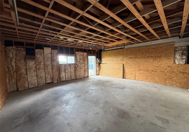 24th image of 1515 Moulton St, Shiner, TX 77984 | MLS# 22791030