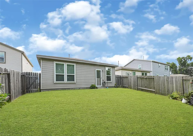 24th image of 10722 Cashew Run Ln, Houston, TX 77075 | MLS# 44426511