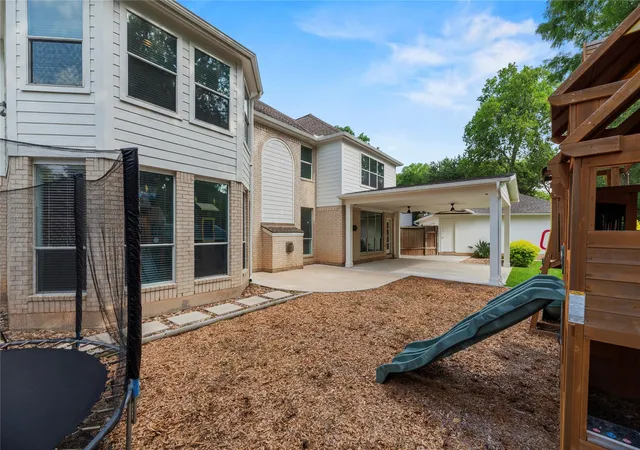 Photo 4 of Sale Pending at 3806 Westall Ln, Missouri City, TX 77459 | MLS# 10664775 | Listing updated on 2026-09-08