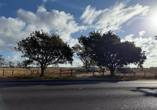 1st image of 11104 Fm 359, Brookshire, TX 77423 | MLS# 98554211