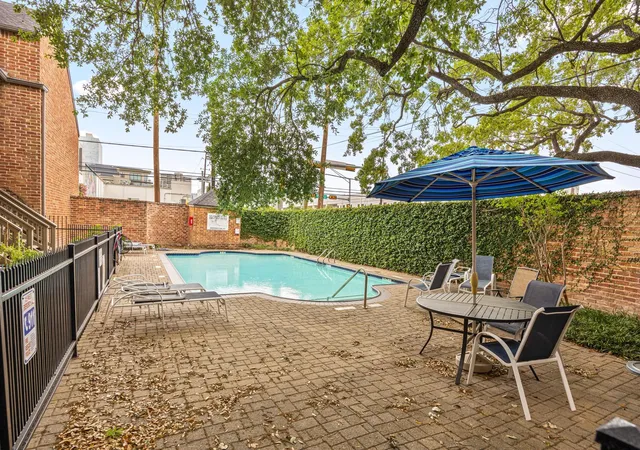 2nd image of 2829 Timmons Ln, Houston, TX 77027