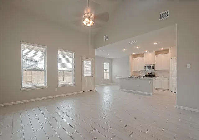 Photo 4 of Single family home for sale at 2923 Copper Fls Dr, Rosharon, TX 77583 | MLS# 68531785 | Listing updated on 2026-09-06
