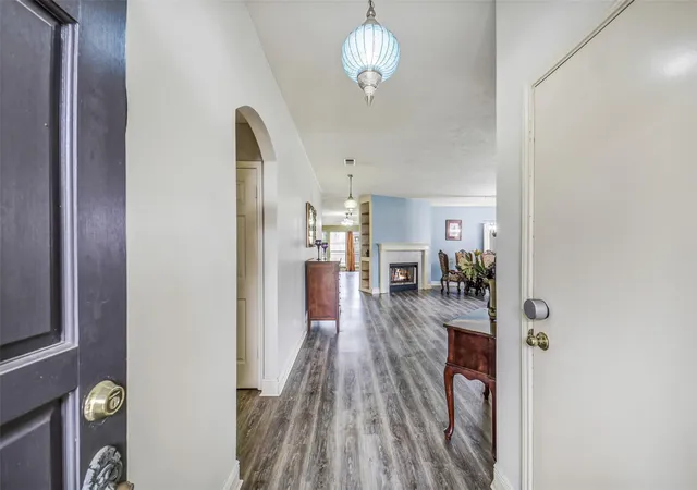5th image of 11610 Oak Lake Park Dr, Sugar Land, TX 77498 | MLS# 55761497