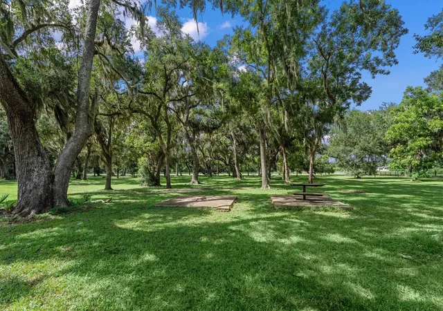 22nd image of 41614 Cherokee Trl, Angleton, TX 77515 | MLS# 74853153
