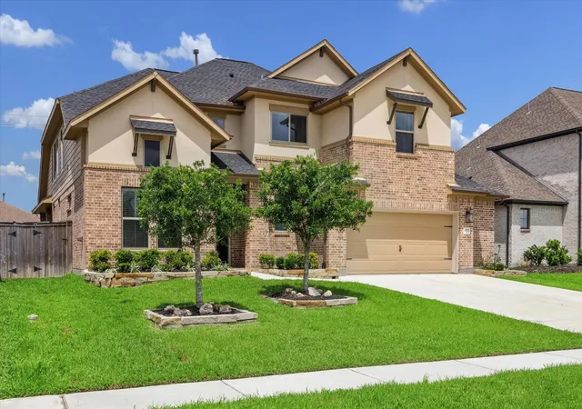 Photo 2 of Single family home for sale at 4815 Wagtail Way Ln, League City, TX 77573 | MLS# 10364670 | Listing updated on 2026-08-22