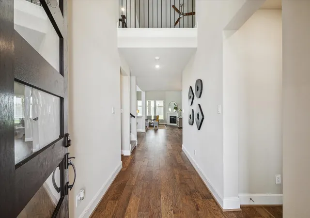 Photo 3 of Single family home for sale at 4815 Wagtail Way Ln, League City, TX 77573 | MLS# 10364670 | Listing updated on 2026-08-22