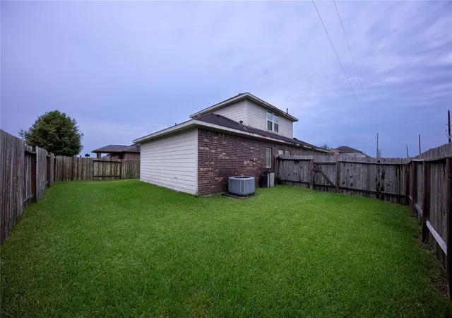 31st image of 1 Garden Springs Ct, Manvel, TX 77578 | MLS# 35996487