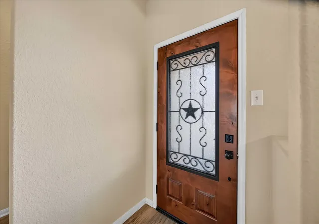 5th image of 2414 Leadville Ct, Fresno, TX 77545 | MLS# 59838598