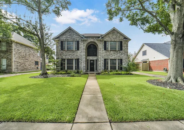 1st image of 126 Shadow Wood Dr, Sugar Land, TX 77498 | MLS# 27420508