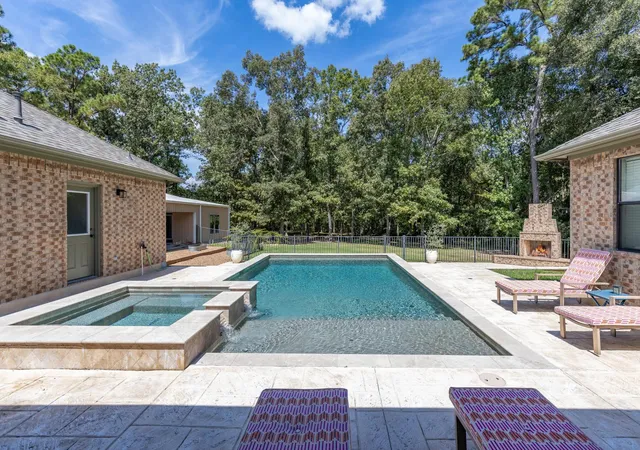 Photo 3 of Single family home for sale at 27807 Live Oak View Ct, Huffman, TX 77336 | MLS# 82967118 | Listing updated on 2026-09-19