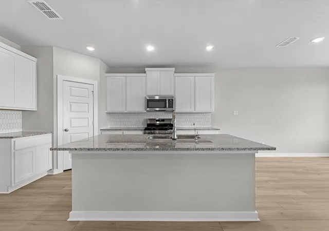 Photo 2 of Single family home for sale at 7850 Shimmering Star Ln, Cypress, TX 77433 | MLS# 96909465 | Listing updated on 2026-09-09