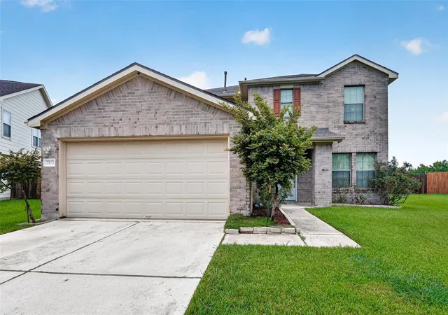 Photo 3 of Single family home for sale at 7130 Liberty Oak Ct, Houston, TX 77049 | MLS# 95295994 | Listing updated on 2026-09-20