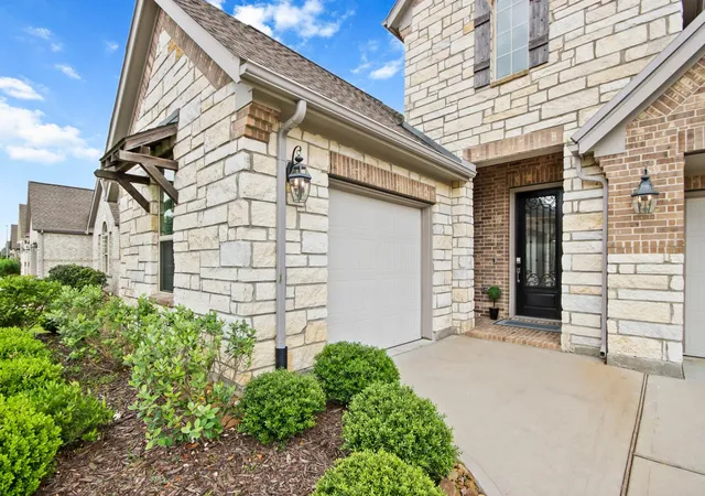 Photo 4 of Single family home for sale at 15415 Lancaster Fls Dr, Cypress, TX 77429 | MLS# 32563867 | Listing updated on 2026-09-20