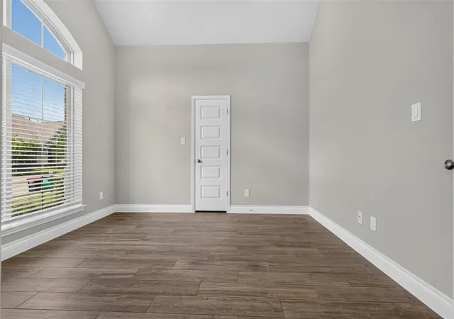 Photo 4 of Single family home for sale at 23310 Markstone Glen Ct, Katy, TX 77493 | MLS# 21182478 | Listing updated on 2026-09-23