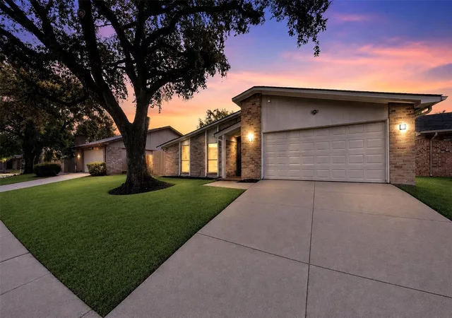 Single family home for sale at 16807 Clan Macintosh Dr, Houston, TX 77084 | MLS# 30702590
