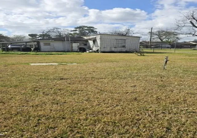 6th image of 407 Turner Dr, Houston, TX 77076 | MLS# 14072414