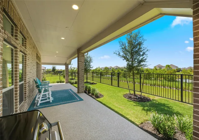 Photo 2 of Single family home for sale at 21002 White Rock Crk Dr, Cypress, TX 77433 | MLS# 56923765 | Listing updated on 2026-09-20