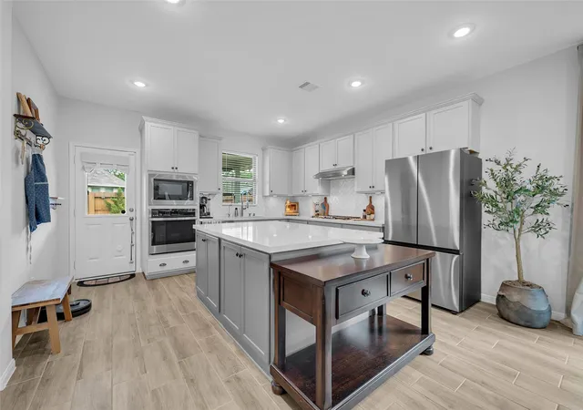 2nd image of 2819 Wilde Redbud Ln, Conroe, TX 77385 | MLS# 21754347