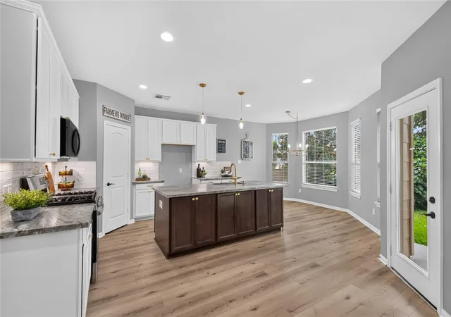 Photo 3 of Single family home for sale at 108 April Cvs, Montgomery, TX 77356 | MLS# 56646106 | Listing updated on 2026-09-19