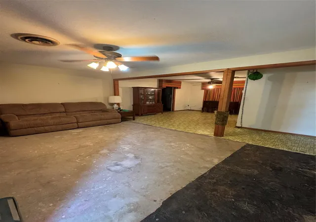 2nd image of 416 Mertie, Palacios, TX 77465 | MLS# 26596078