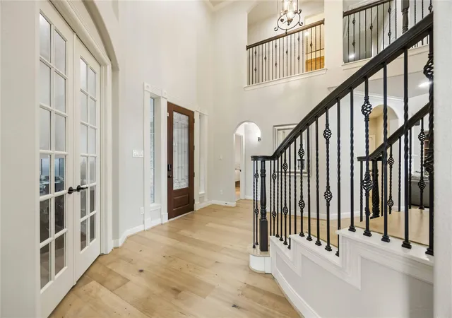 Photo 4 of Single family home for sale at 15711 Sandy Fls Ct, Houston, TX 77044 | MLS# 94361839 | Listing updated on 2026-08-13