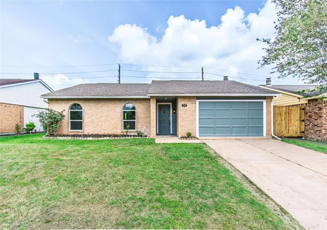 2nd image of 318 Willoughby Dr, Richmond, TX 77469 | MLS# 42973670