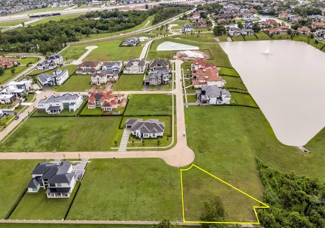 3rd image of 62 Alexandra Way Cir, Richmond, TX 77469 | MLS# 22496472